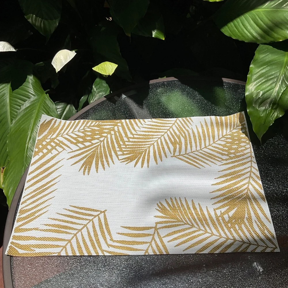 Vinyl Gold Leaf Placemats - 6 Total NWT